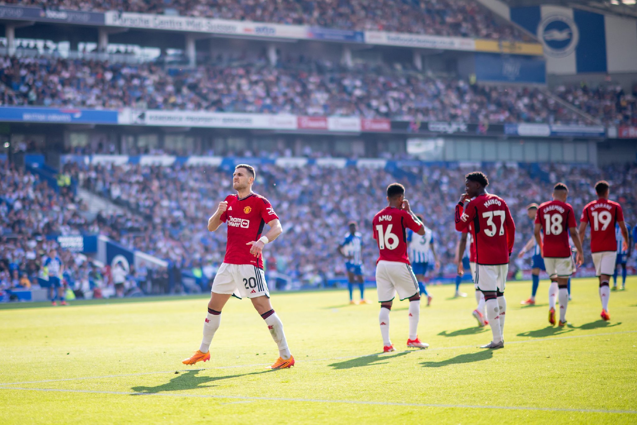 上的巨大差 上的巨大差